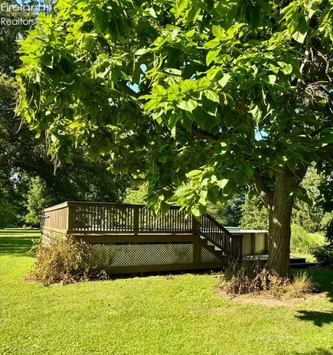 3906 Hull Rd, Huron, OH 44839 photo 6
