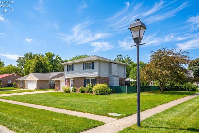 804 Grant St, Port Clinton, OH 43452