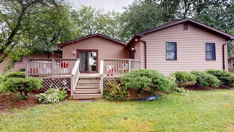 66 Hillcrest Dr, Willard, OH 44890 photo 4