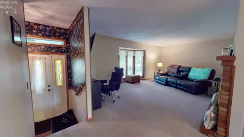 66 Hillcrest Dr, Willard, OH 44890 photo 11