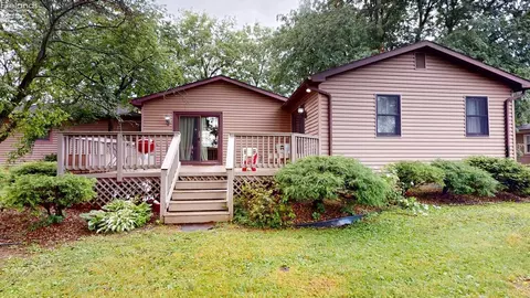 Exterior - 66 Hillcrest Dr, Willard, OH 44890 photo 2 of 8