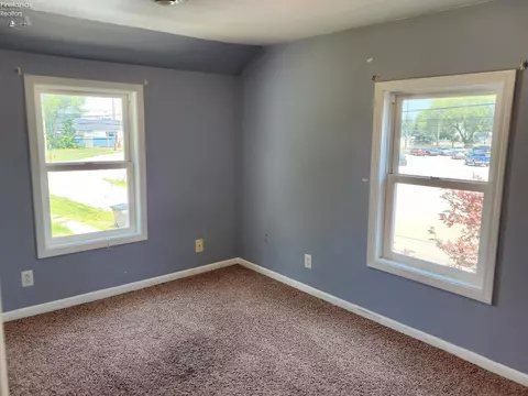 281 Spring St, Clyde, OH 43410 photo 28
