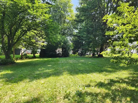 281 Spring St, Clyde, OH 43410 photo 15