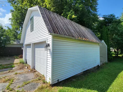 281 Spring St, Clyde, OH 43410 photo 6