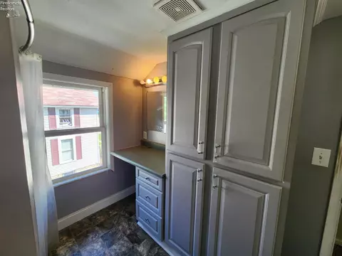 281 Spring St, Clyde, OH 43410 photo 32