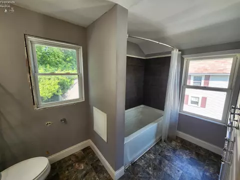 281 Spring St, Clyde, OH 43410 photo 31