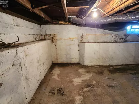 281 Spring St, Clyde, OH 43410 photo 36