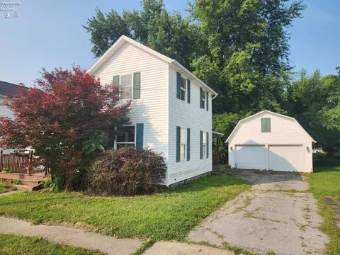 281 Spring St, Clyde, OH 43410 photo 2