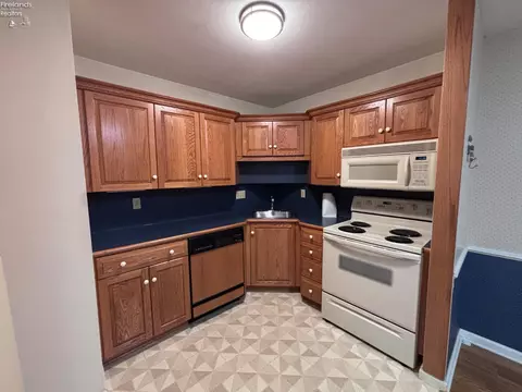 Kitchen - 326 Brinker St, Bellevue, OH 44811 photo 2 of 2