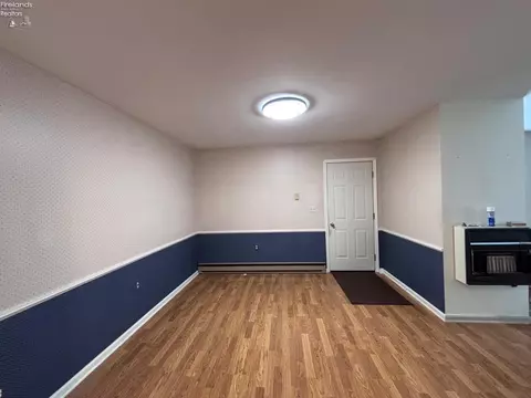 Living - 326 Brinker St, Bellevue, OH 44811 photo 4 of 4