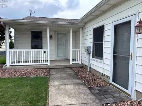 Exterior - 326 Brinker St, Bellevue, OH 44811 photo 2 of 5