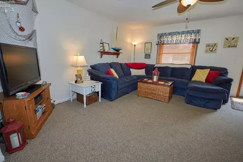 Living - 405 Berlin Rd, Huron, OH 44839 photo 2 of 2