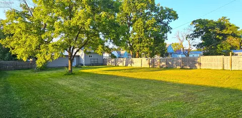 Exterior - 40 Hayes St, Willard, OH 44890 photo 7 of 7