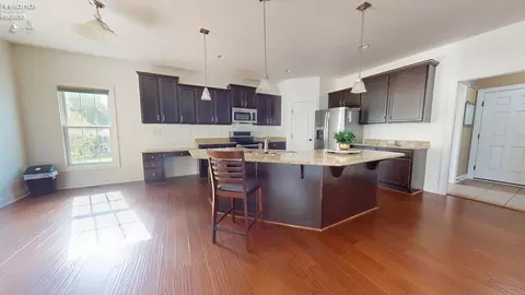 Kitchen - 1140 Meadowview Dr, Willard, OH 44890 photo 1 of 4
