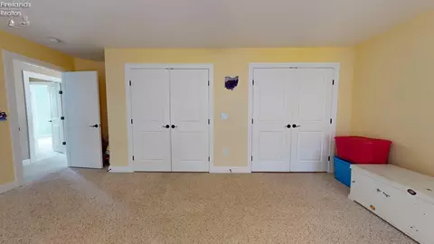 Bedroom - 1140 Meadowview Dr, Willard, OH 44890 photo 10 of 10