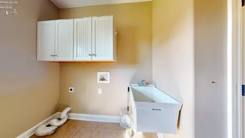 Other - 1140 Meadowview Dr, Willard, OH 44890 photo 11 of 17