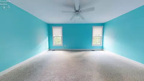 Bedroom - 1140 Meadowview Dr, Willard, OH 44890 photo 7 of 10