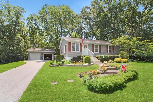 4336 E Ledge Rd, Port Clinton, OH 43452