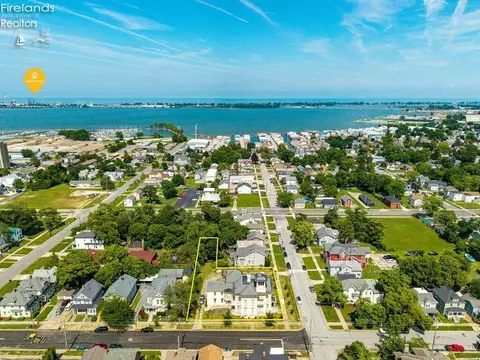 View/Area - 403 E Adams, Sandusky, OH 44870 photo 4 of 7