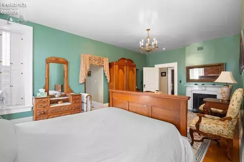 Bedroom - 403 E Adams, Sandusky, OH 44870 photo 8 of 25