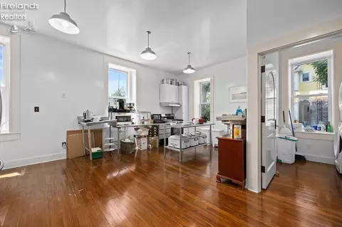 Kitchen - 403 E Adams, Sandusky, OH 44870 photo 1 of 5