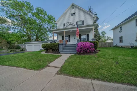 172 Fair Home Ave, Clyde, OH 43410