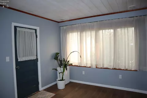 Entry Way - 7 Vandercook St, Norwalk, OH 44857 photo 1 of 1