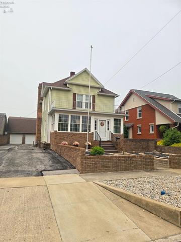 132 N Wilson Ave, Fremont, OH 43420