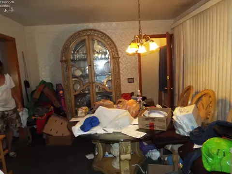 Dining - 126 Rustic Ln, Mansfield, OH 44903 photo 1 of 2