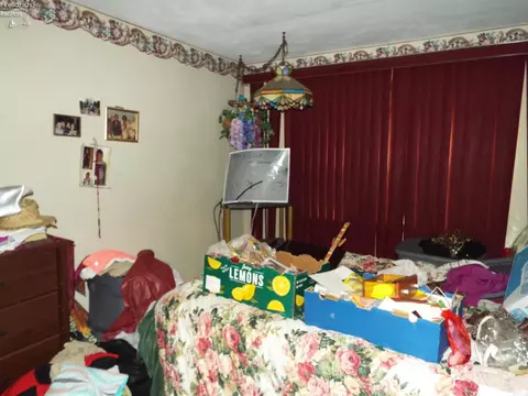 Bedroom - 126 Rustic Ln, Mansfield, OH 44903 photo 2 of 2