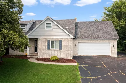 24665 State Route 579, Millbury, OH 43447