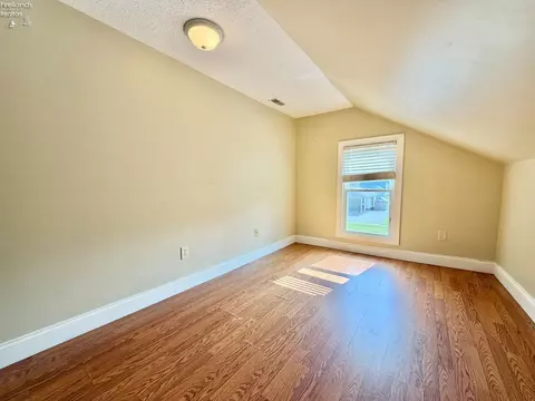 Bedroom - 133 Walnut St, Bellevue, OH 44811 photo 5 of 6