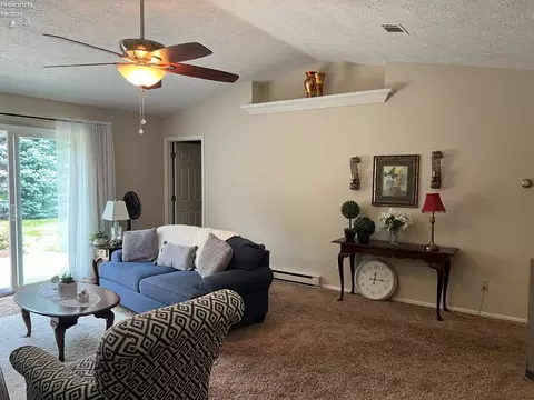 403 Rivers Edge Dr, Huron, OH 44839 photo 6