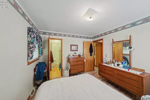 Bedroom - 1223 Brookview Dr, Huron, OH 44839 photo 3 of 5
