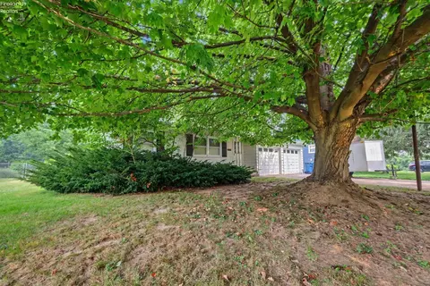 Exterior - 1223 Brookview Dr, Huron, OH 44839 photo 7 of 9