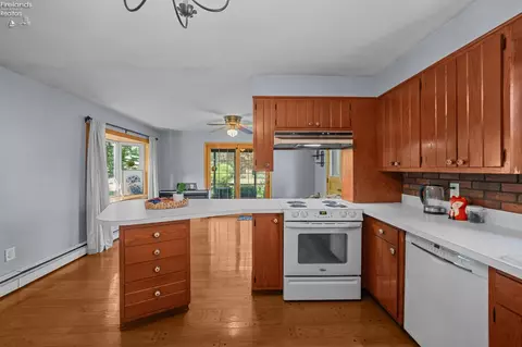 Kitchen - 311 Buckeye Rd, Huron, OH 44839 photo 4 of 6