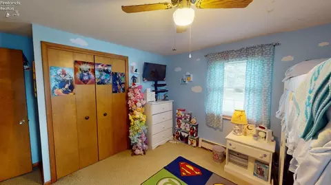 Bedroom - 20938 W Johnson St, Williston, OH 43468 photo 2 of 3