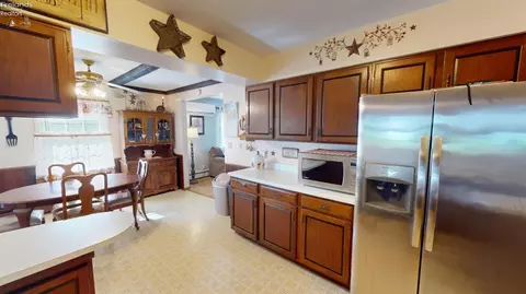 Kitchen - 20938 W Johnson St, Williston, OH 43468 photo 3 of 4