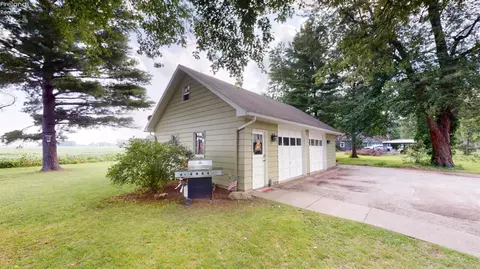 Exterior - 20938 W Johnson St, Williston, OH 43468 photo 6 of 9