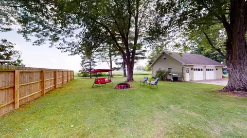 Exterior - 20938 W Johnson St, Williston, OH 43468 photo 4 of 9