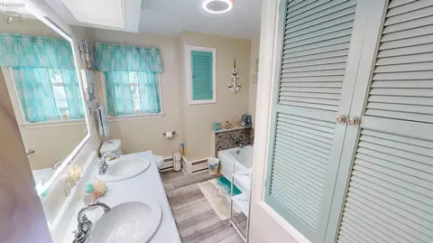 Bath - 20938 W Johnson St, Williston, OH 43468 photo 2 of 2