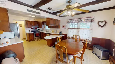 Dining - 20938 W Johnson St, Williston, OH 43468 photo 1 of 2