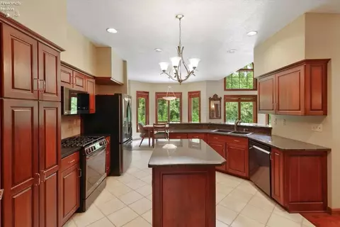 Kitchen - 2807 Woodside Dr, Huron, OH 44839 photo 1 of 2