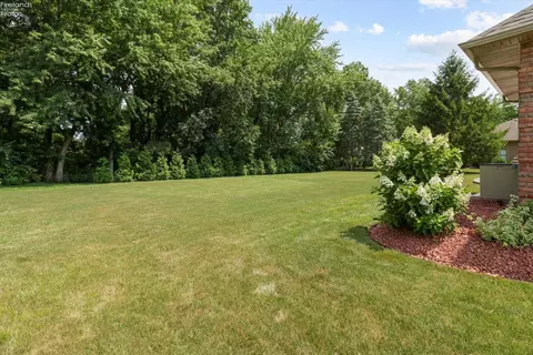 Exterior - 2807 Woodside Dr, Huron, OH 44839 photo 11 of 11