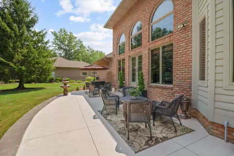 Exterior - 2807 Woodside Dr, Huron, OH 44839 photo 7 of 11