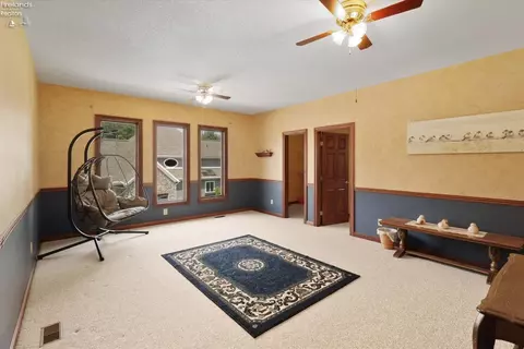 Bedroom - 2807 Woodside Dr, Huron, OH 44839 photo 8 of 9