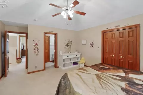 Bedroom - 2807 Woodside Dr, Huron, OH 44839 photo 4 of 9