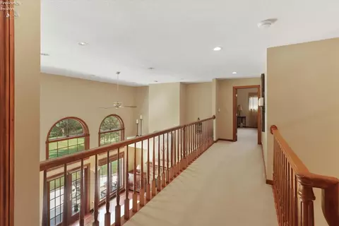Entry Way - 2807 Woodside Dr, Huron, OH 44839 photo 5 of 5