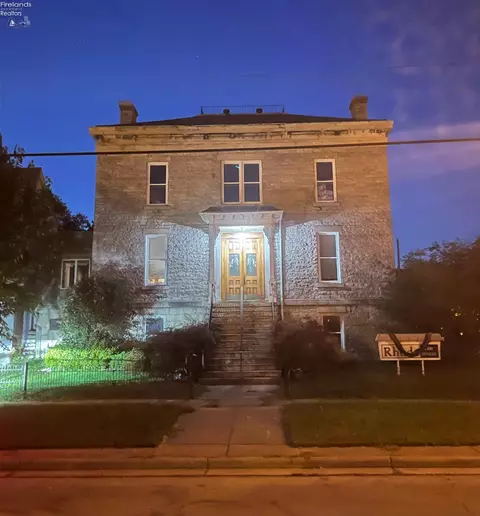 231 E Adams, Sandusky, OH 44870 photo 3
