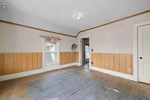 Bedroom - 321 Tiffin Ave, Huron, OH 44839 photo 6 of 9